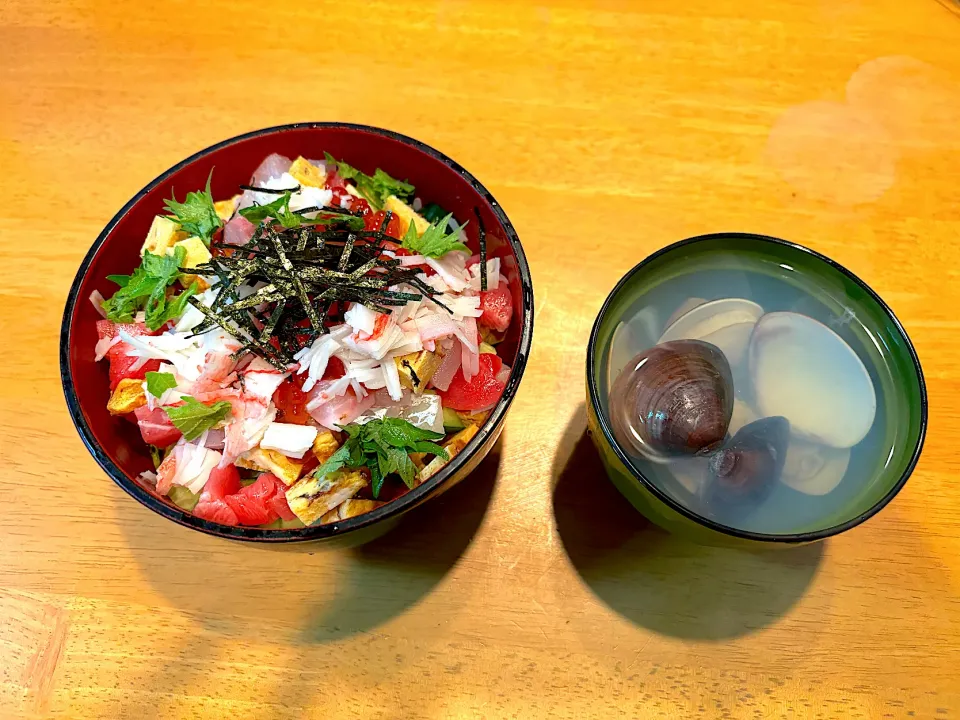 ひなまつり🎎海鮮ちらしとはまぐりのお吸い物|めぐみさん