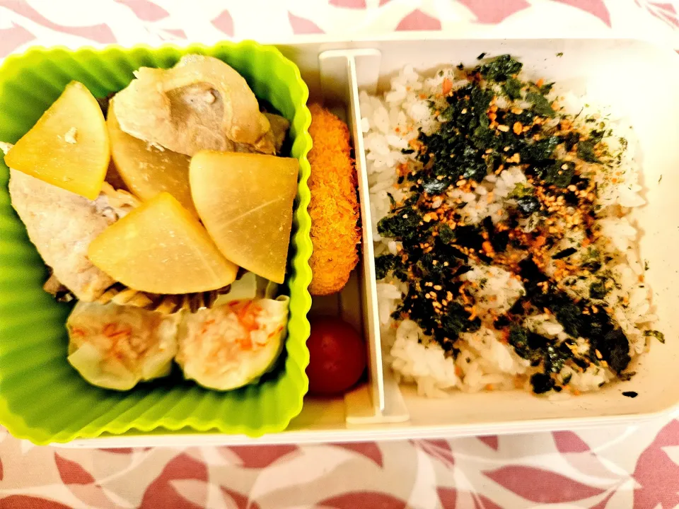 大根と豚肉の炒め物❤️旦那さんお弁当❤️|かおるcitronさん