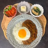 Snapdishの料理写真:キーマカレー| さきさん