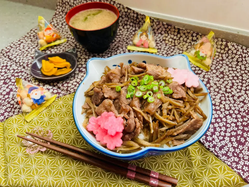 Snapdishの料理写真:「牛しぐれ煮丼」|バシュランさん