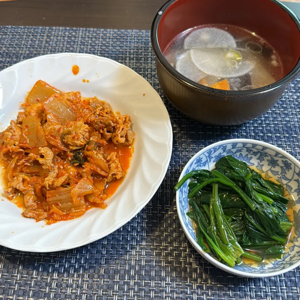 豚キムチ炒め・ほうれん草のおひたし ・中華風野菜スープ|a-parkさん