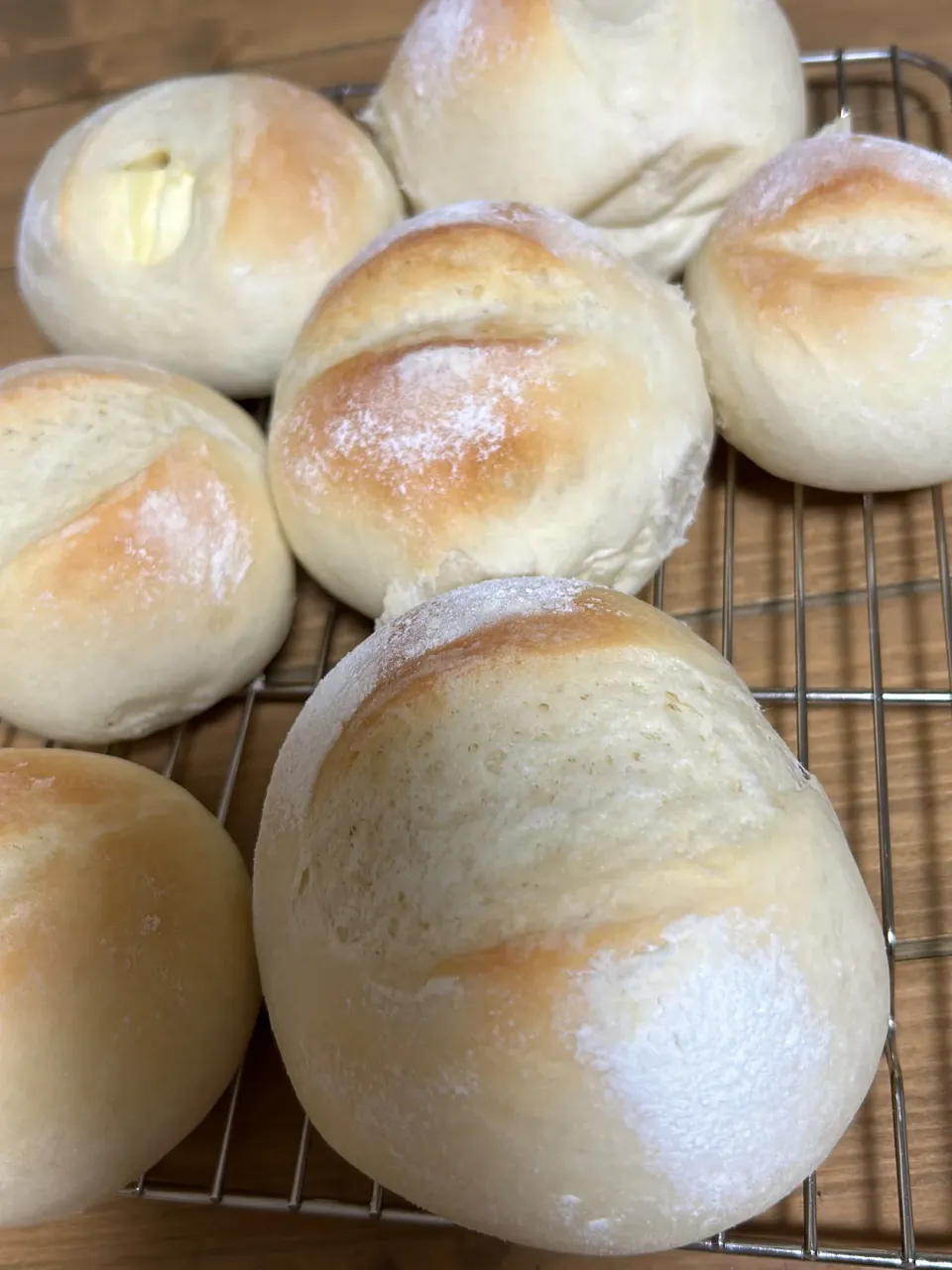 クリームチーズ入りパン🥖🥐🍞|ちかさん