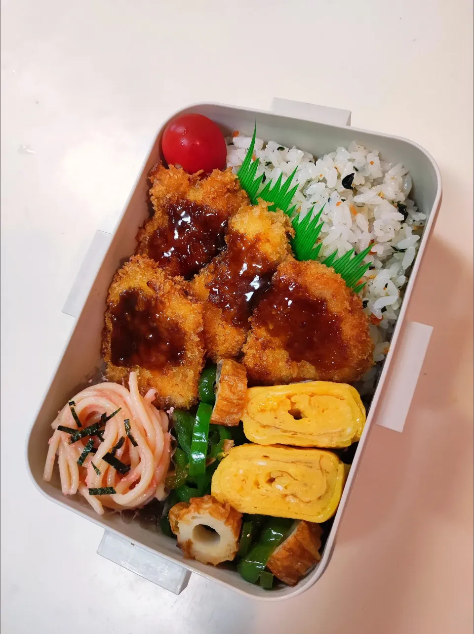 Snapdishの料理写真:男子高生弁当|ぽぽちゃんさん