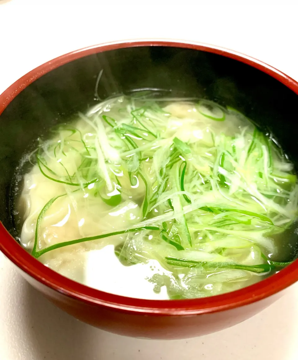 Wonton Soup with Spring Onion|gonbenさん