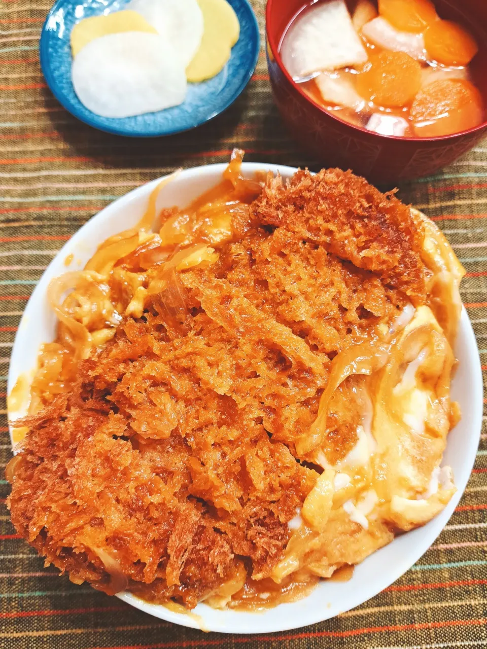 【カツ丼】|梨々香さん