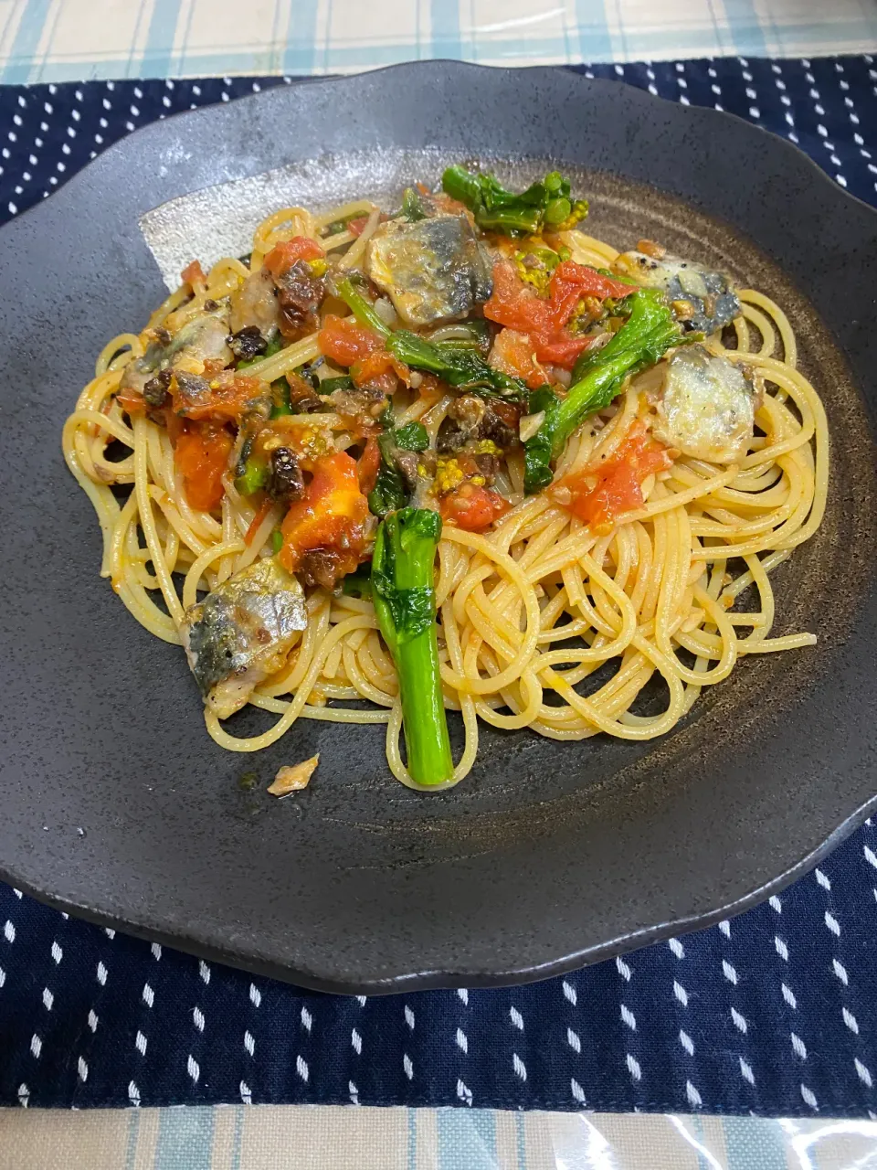 ランチ　　イワシ、トマト、菜の花のパスタ|スーさんさん