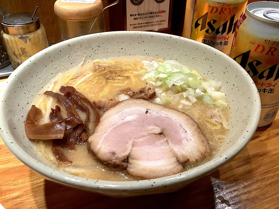 つじ田さんの味噌ラーメン🍜😋|アライさんさん