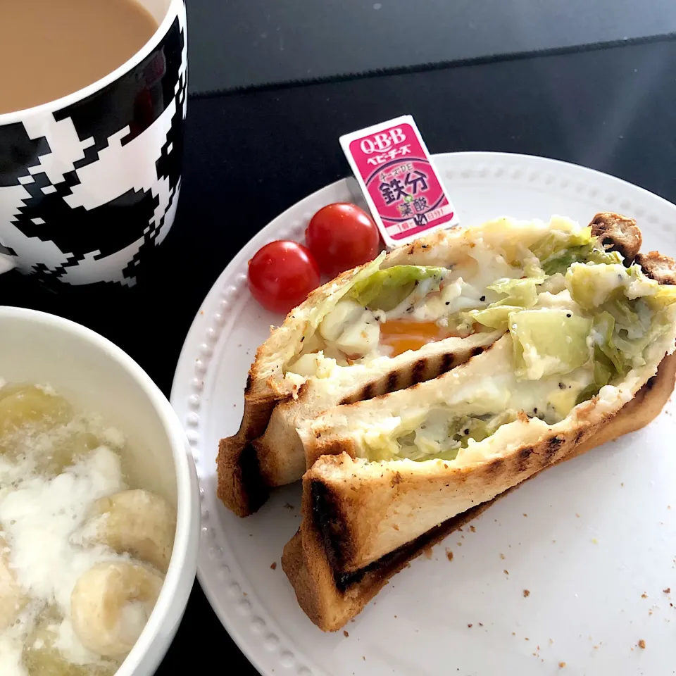 Snapdishの料理写真:9:42 たまごレタスサンド🥪|へれ子さん