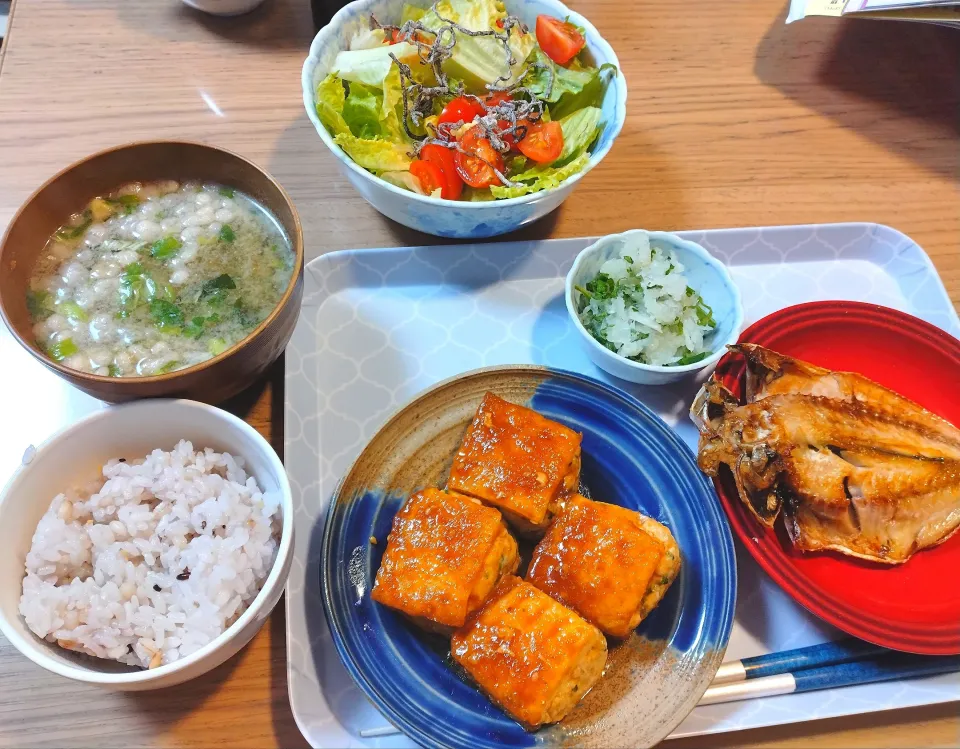 焼き魚　大根おろし大葉
厚揚げ豆腐のひき肉はさみ焼き|さゆさん