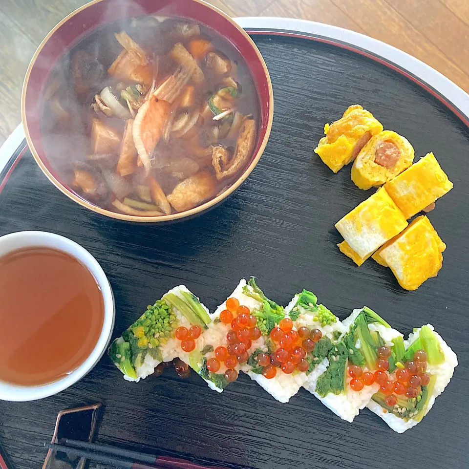 くまちゃんさんの料理 小松菜の棒寿司を見て作った菜の花押し寿司|Kさん