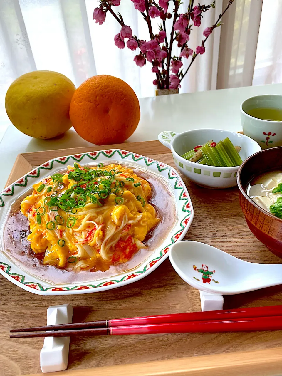 天津飯と今が旬葉ごぼうきんぴら|サミカさん