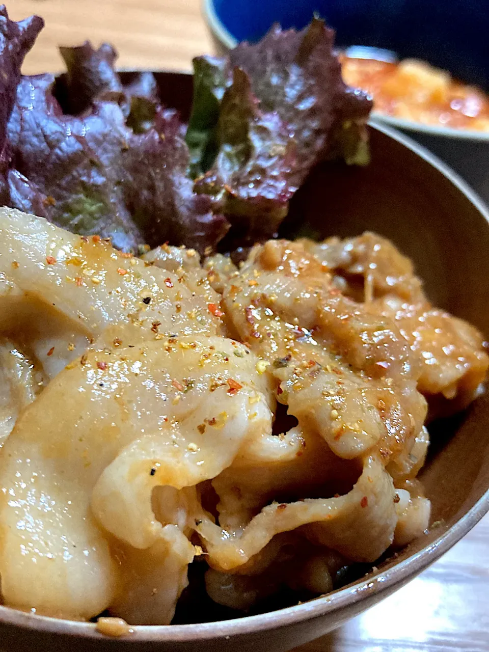 Snapdishの料理写真:豚生姜焼き丼|海山つぶさん