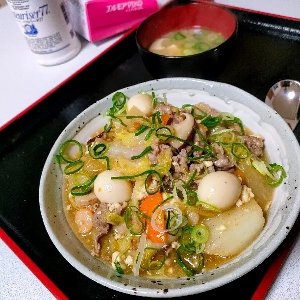 和風中華丼。

和風だしの中華丼大盛り。

脂分ほぼゼロなので、かなりヘルシーかと。ただ、量はある。|ariyo4200さん