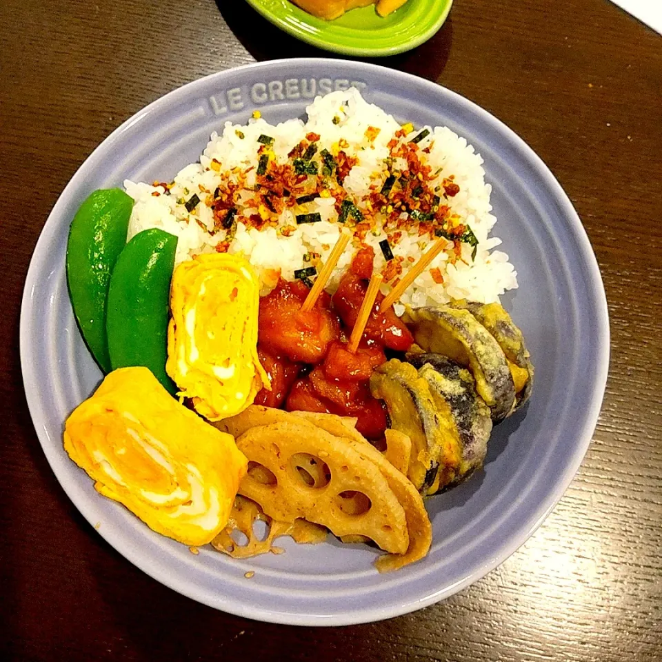 Snapdishの料理写真:いろいろおかず弁当🍱|Rieさん