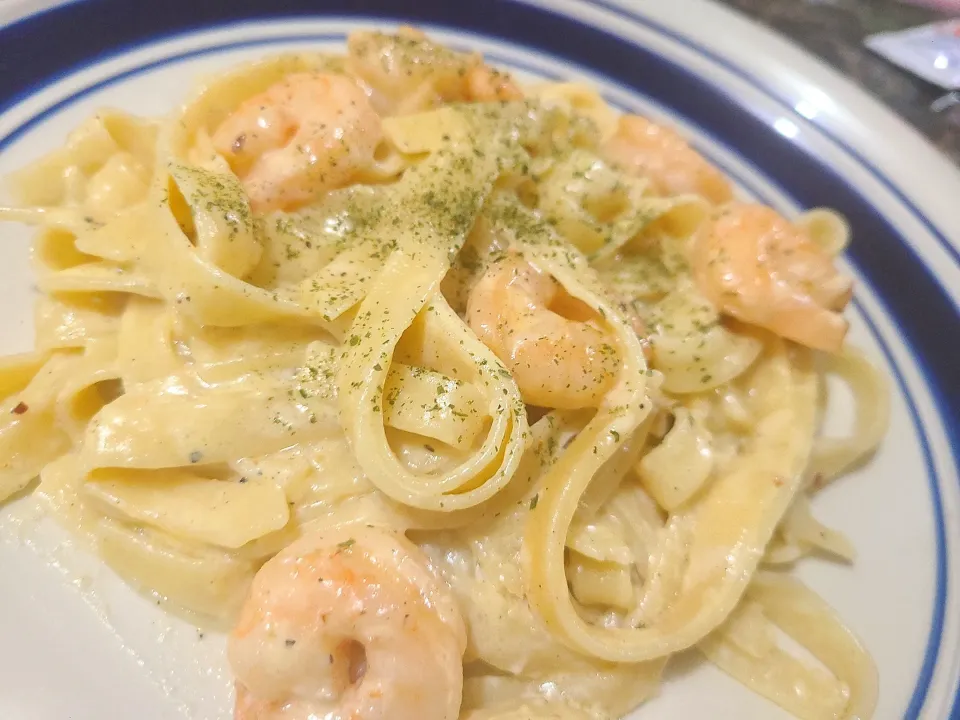 Snapdishの料理写真:Shrimp Alfredo|Marissa Bakshさん