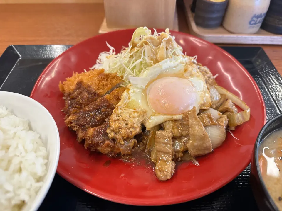 ホル玉とロースカツの合い盛り定食|buhizouさん