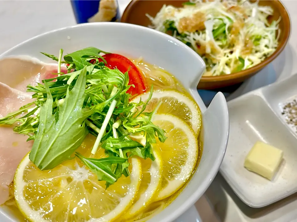 Snapdishの料理写真:カッペリーニで塩レモンラーメン風パスタ|ぎんさん