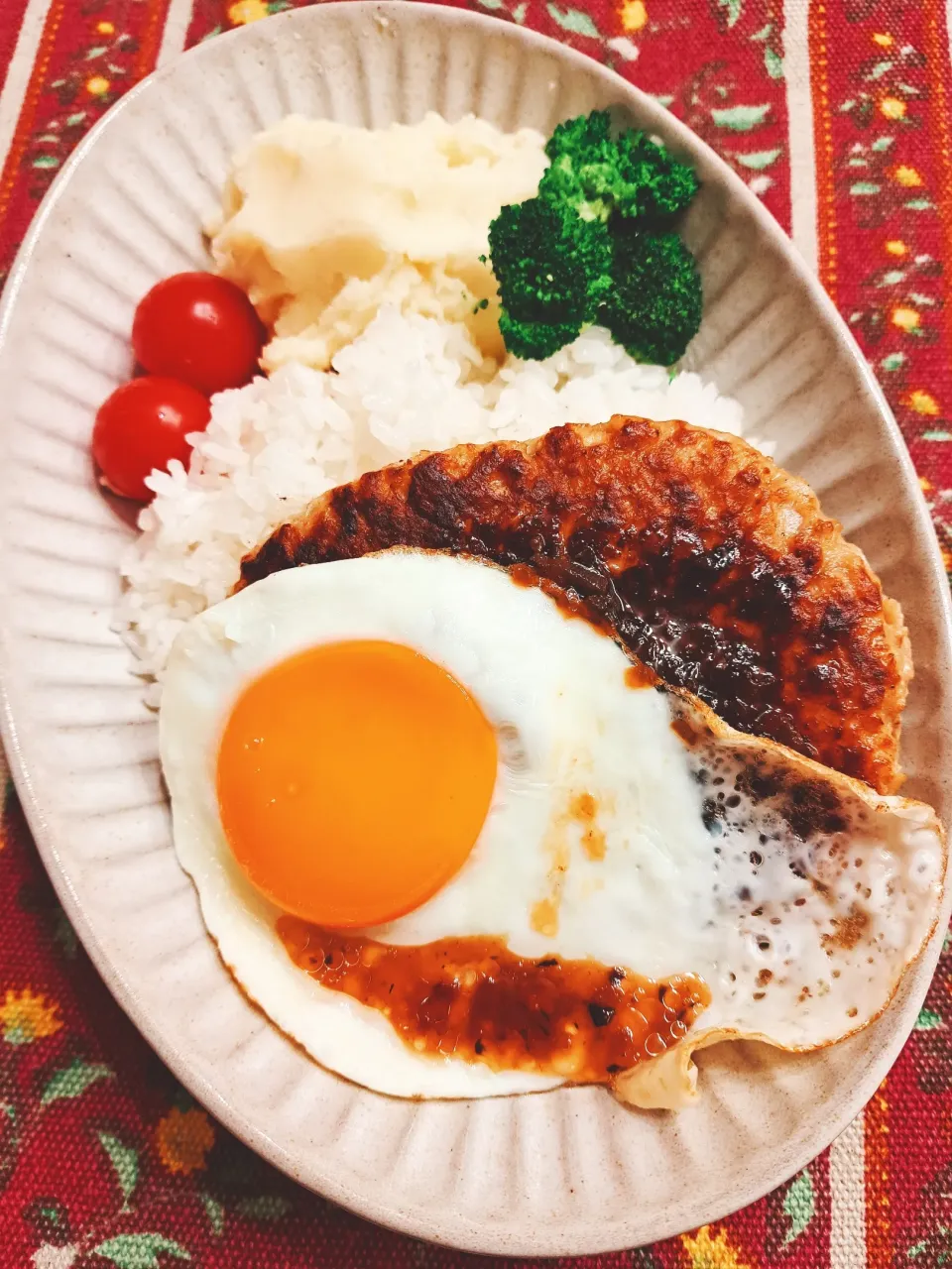 Snapdishの料理写真:【ロコモコ】|梨々香さん