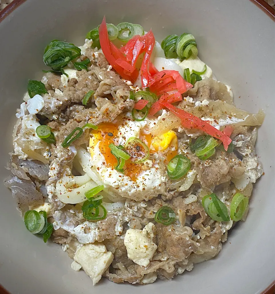 肉卵豆腐のぶっかけうどん|すくらんぶるえっぐさん