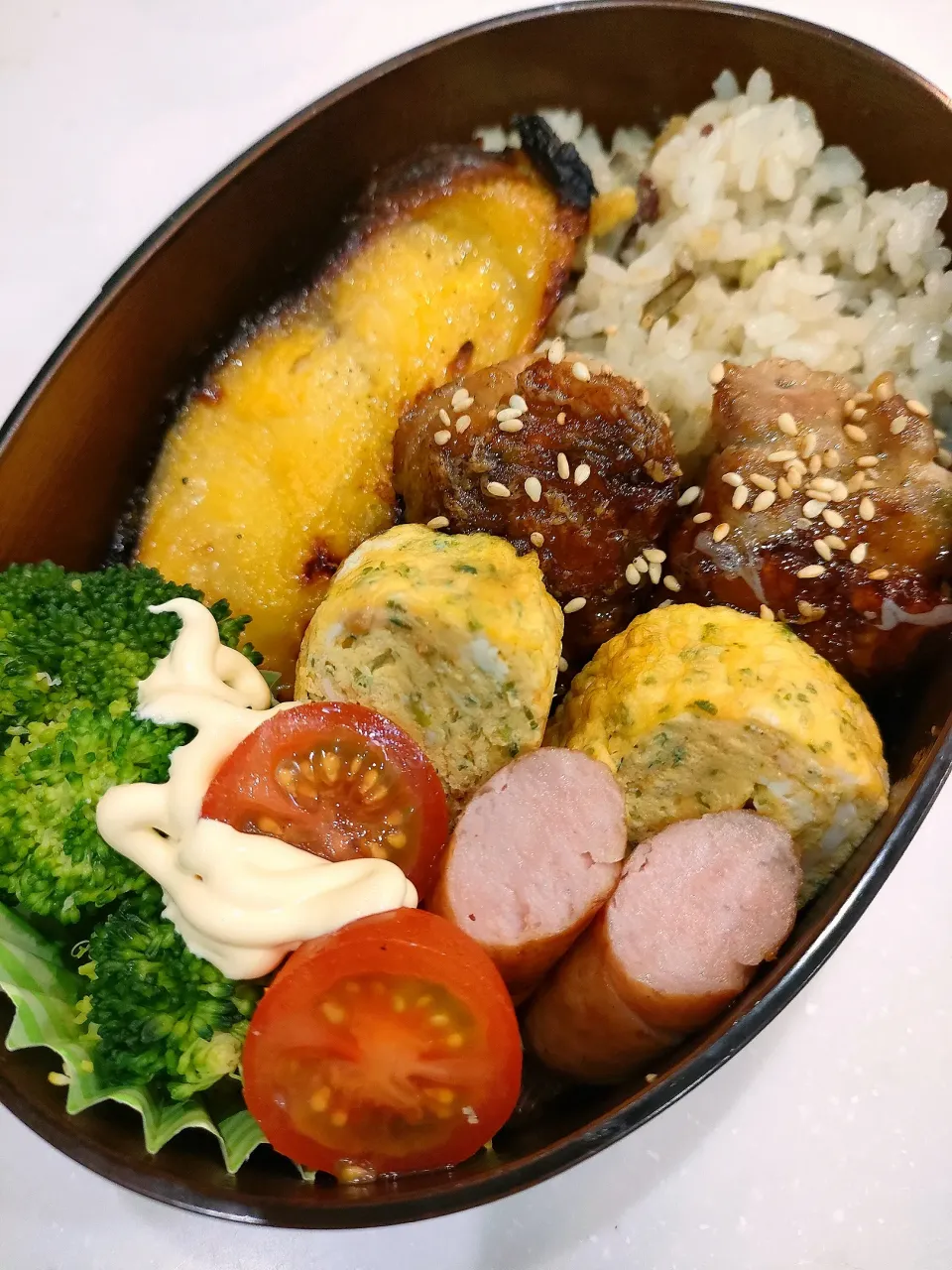 Snapdishの料理写真:さつまいもご飯弁当|ルルさん