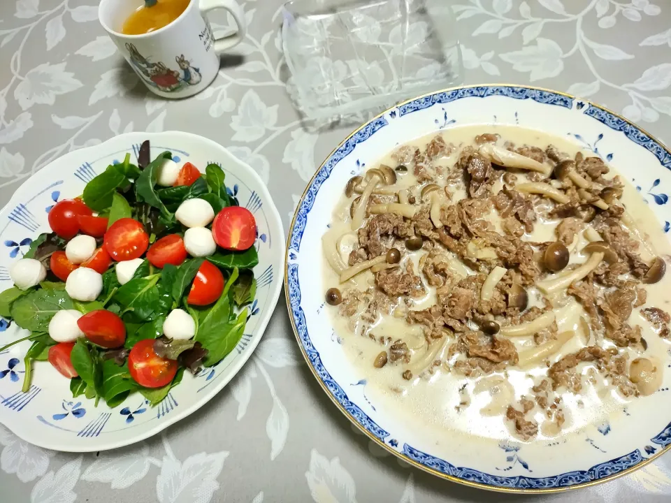 牛肉とキノコのクリーム煮💕|ウェリスト　キキさん