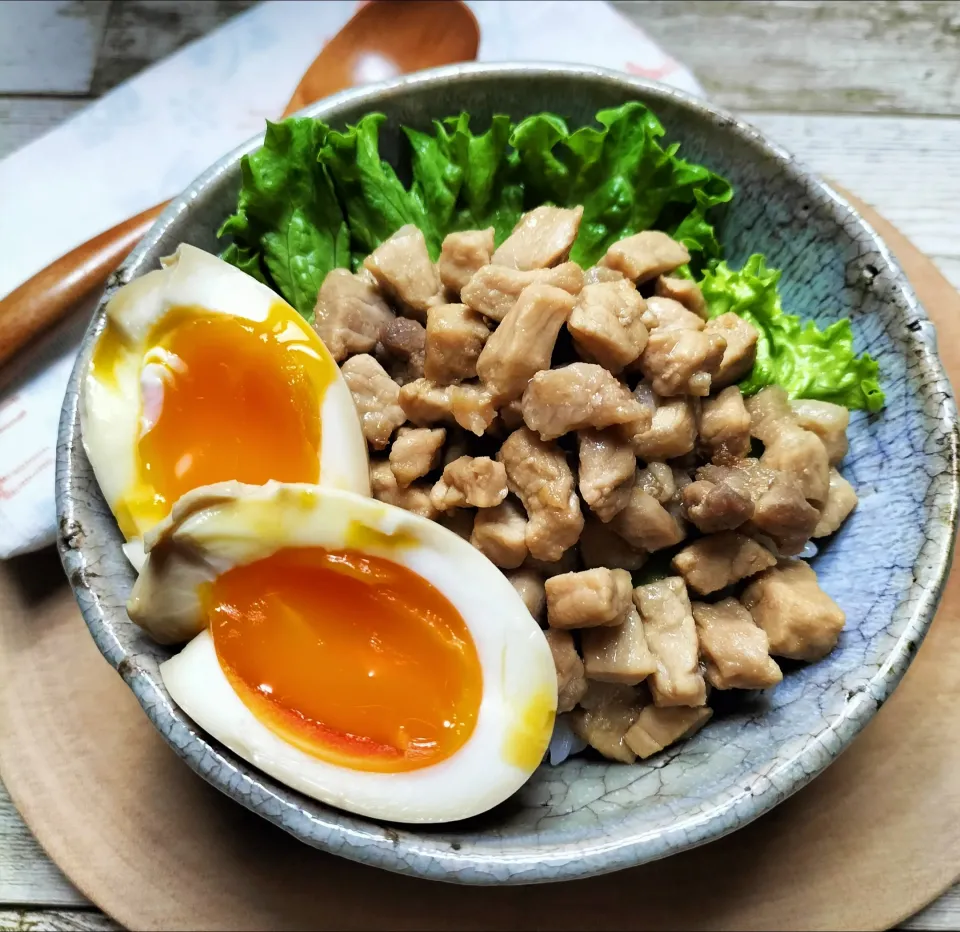 あさひさんの料理 味玉のせルーローハンもどき|りんこさん