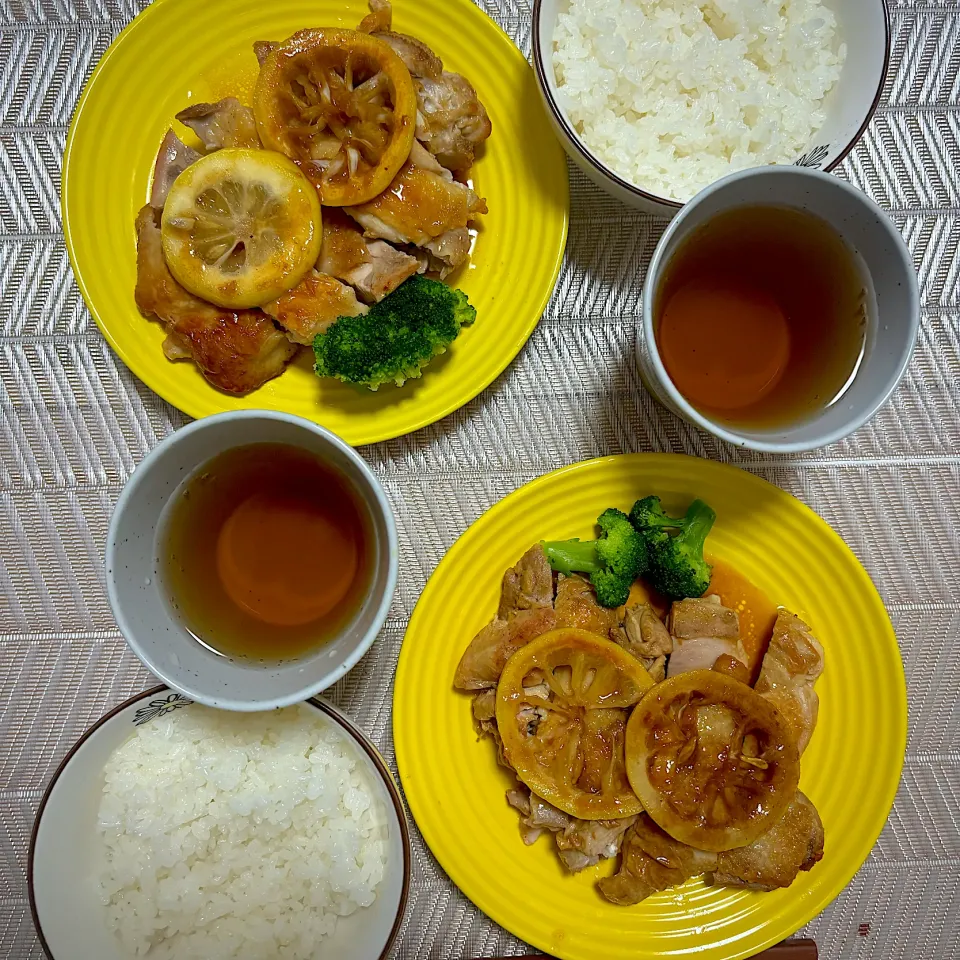 Snapdishの料理写真:レモンとポン酢の鶏肉ソテー|こちちゃん💎🩷さん