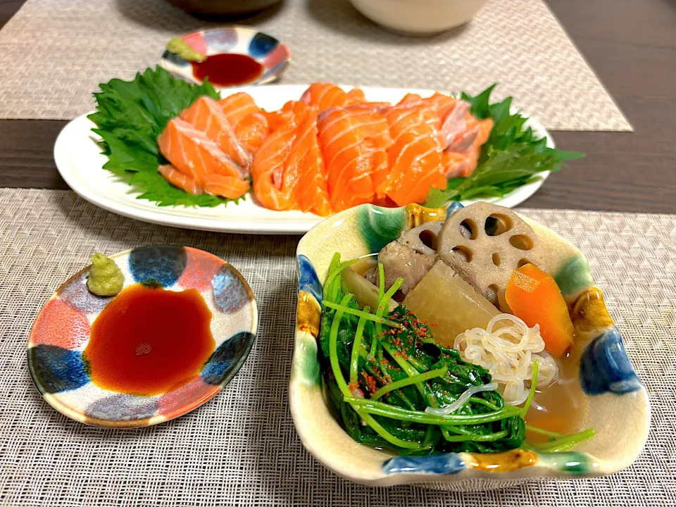 牛すじ出汁根菜煮。サーモン。|ゆっちこさん