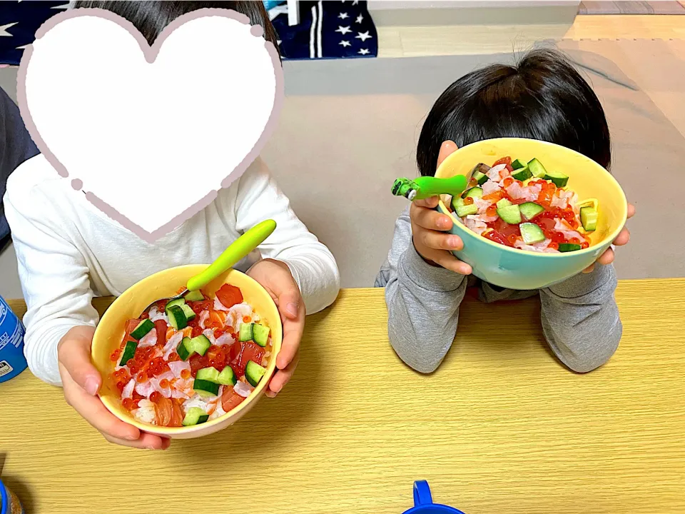 〜息子達のひな祭りの日の晩ご飯　バラちらし寿司　幼児食〜2024.3.3|yuuさん