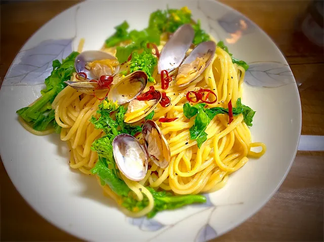 Snapdishの料理・レシピ写真:菜の花とあさりの塩焼きそば｜春あさり♪のレシピ