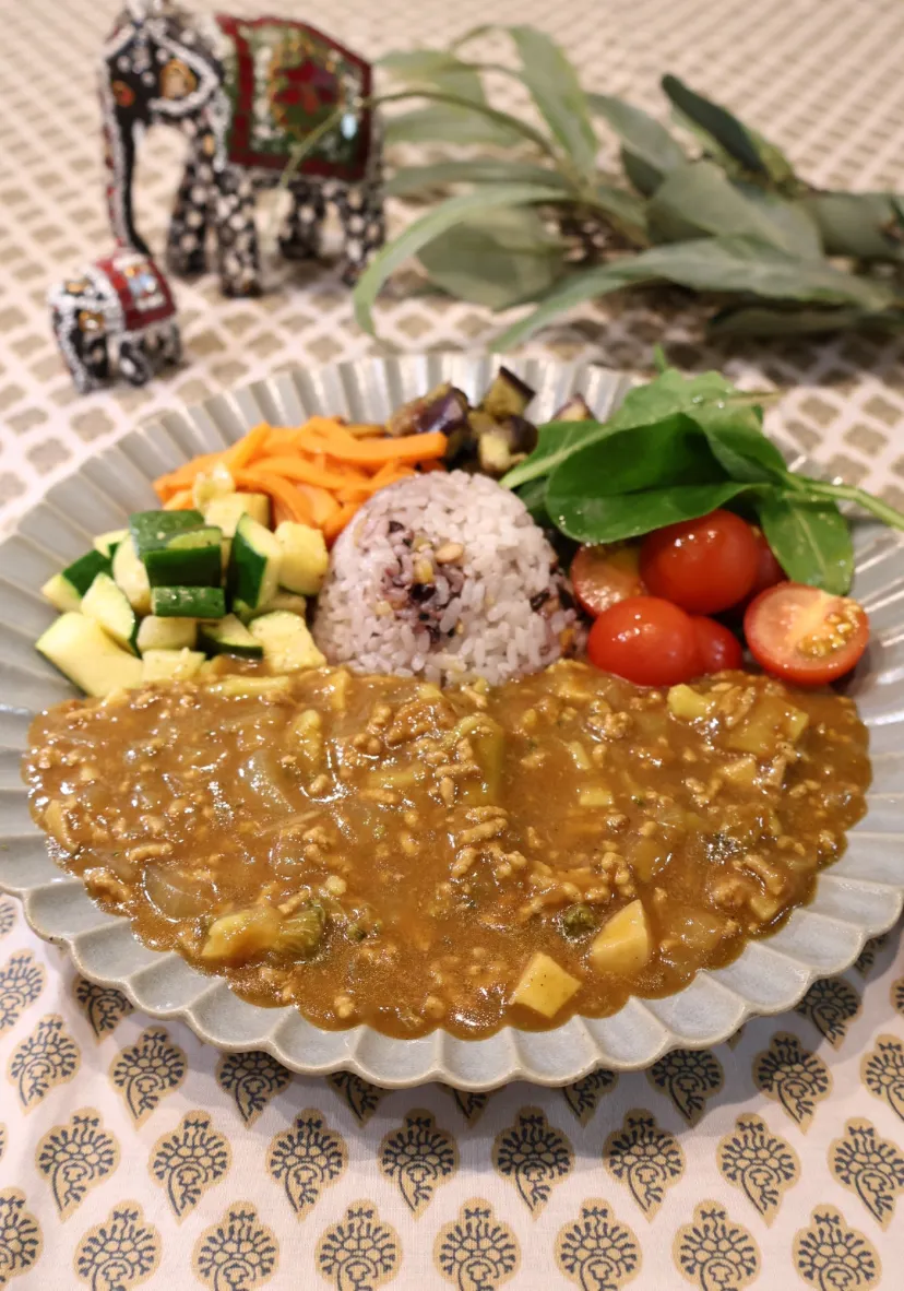 Snapdishの料理写真:カレーライス🍛|めいめいさん