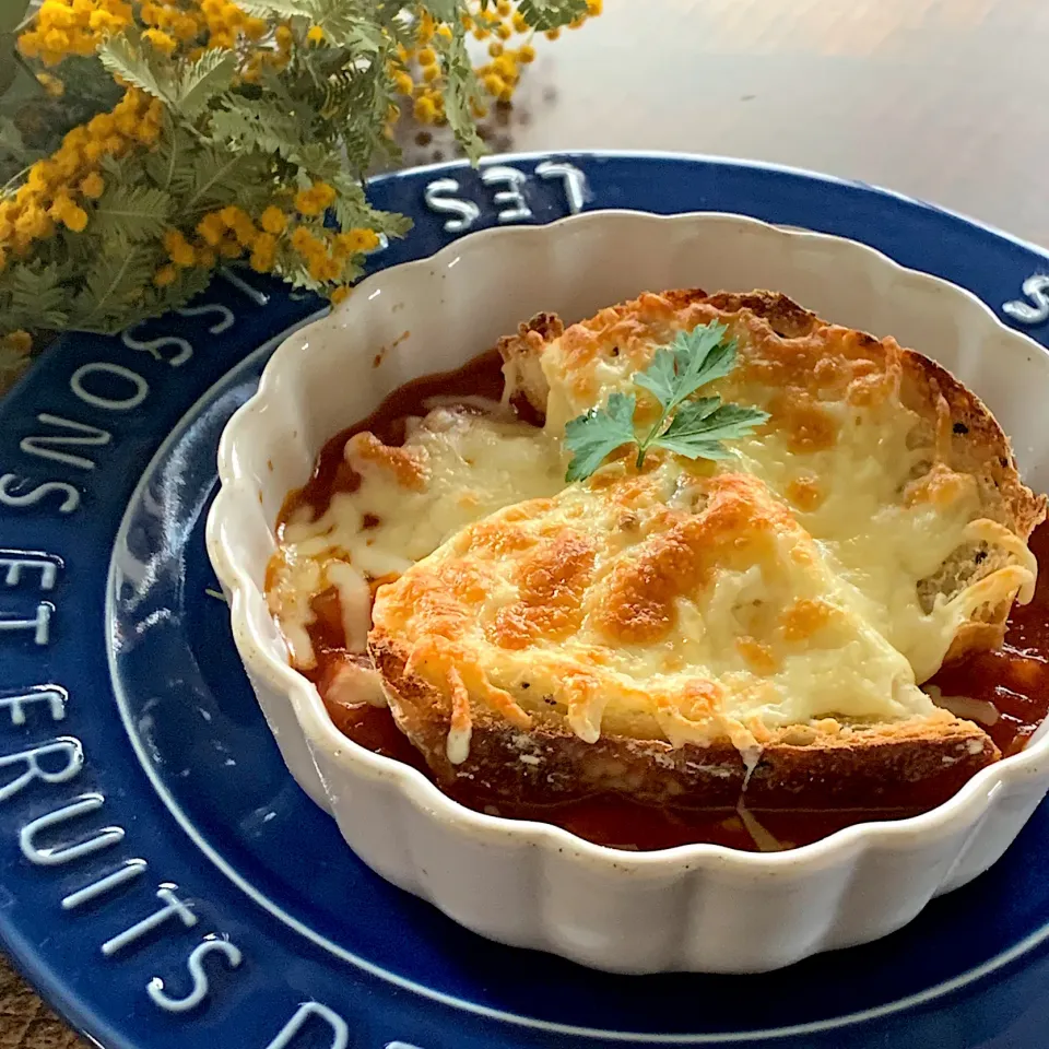 Snapdishの料理写真:ゆずぽんさんの料理 ミネストローネのトマトグラタンスープ|ユッキーさん