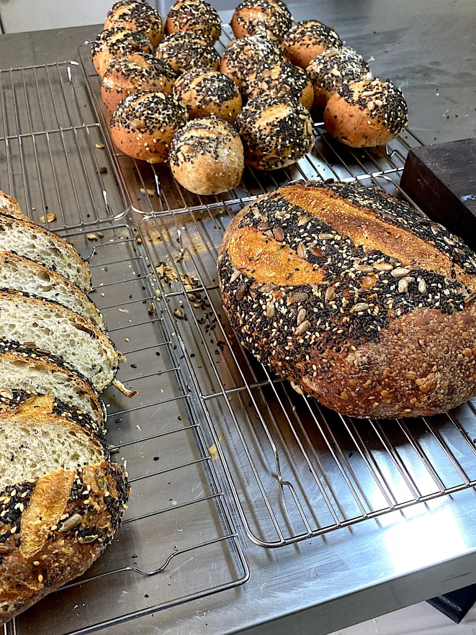 Multigrain Rolls & Multigrain Sourdough |Ysyliciousさん