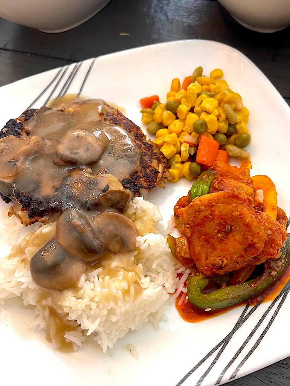 Hambuger steak with mushroom sauce and bulgogi|Marnelli Dela Cruz Hollandさん