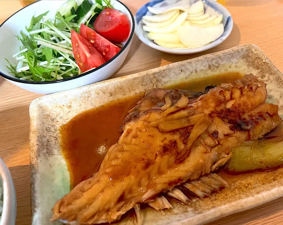 赤魚の煮付け🐟カブのゆず漬物|まっふぃーさん