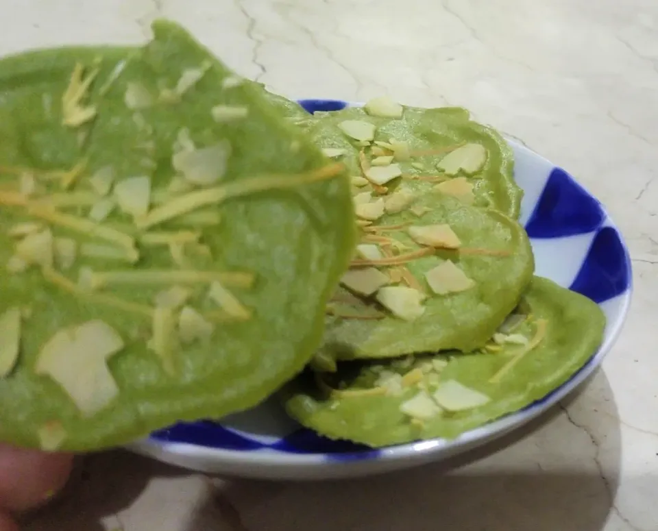 Almond crispy greentea|sarahさん