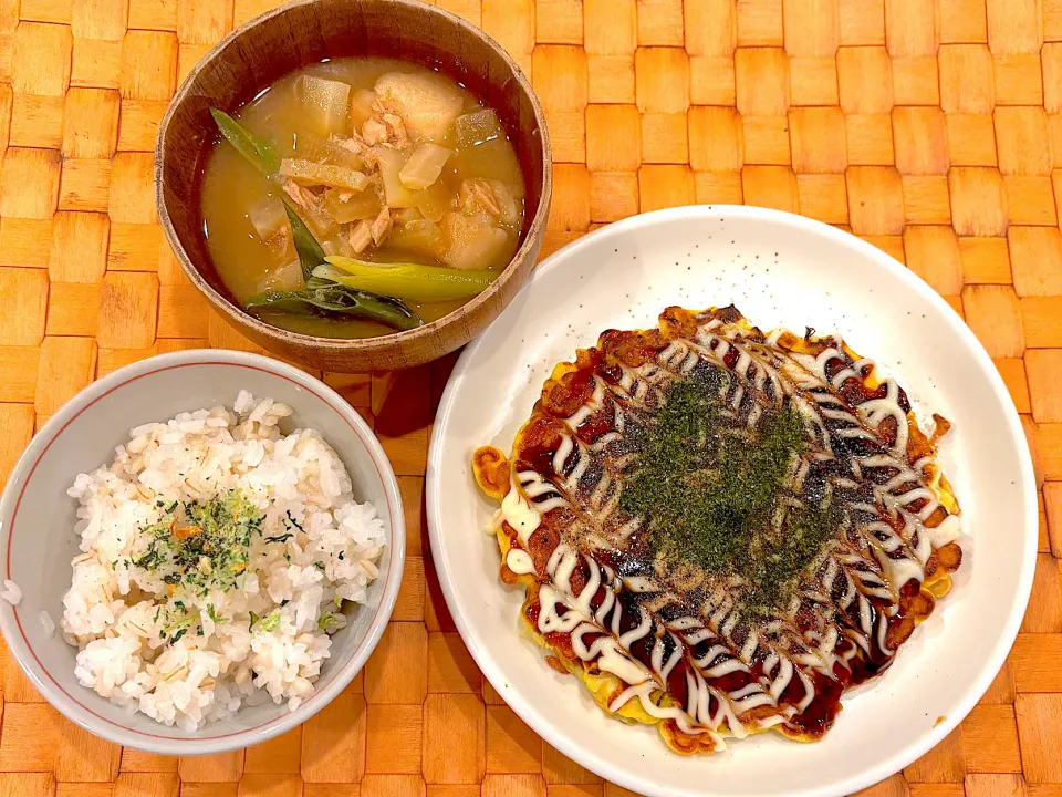 中学生息子のお昼ご飯🍚 お好み焼き定食🍚|Snow10さん