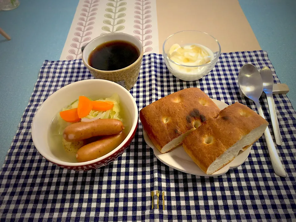 2024/3/16 朝ご飯🍞ポトフ|ひーちゃんさん