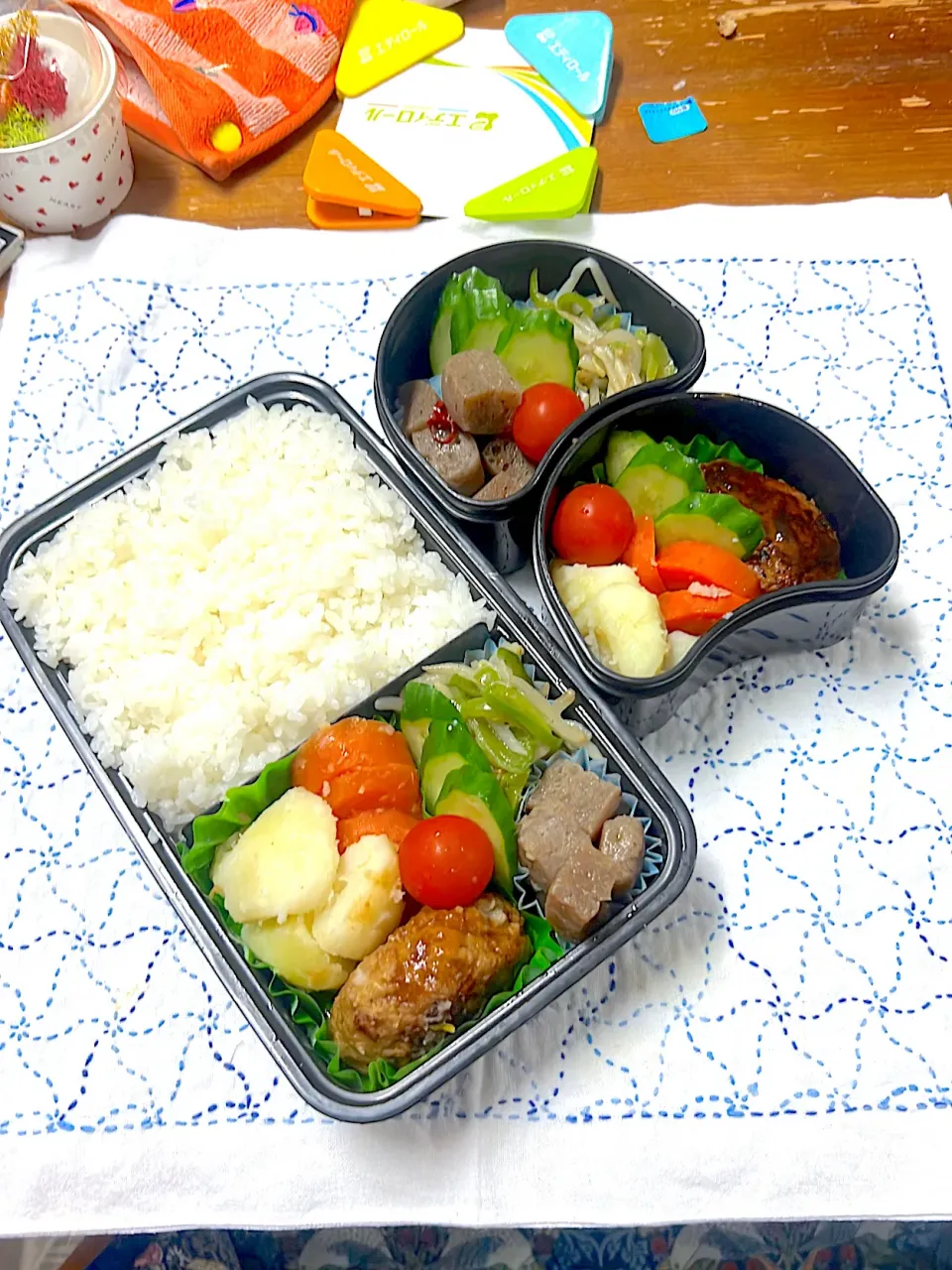 Snapdishの料理写真:ハンバーグ定食弁当|アッキーさん