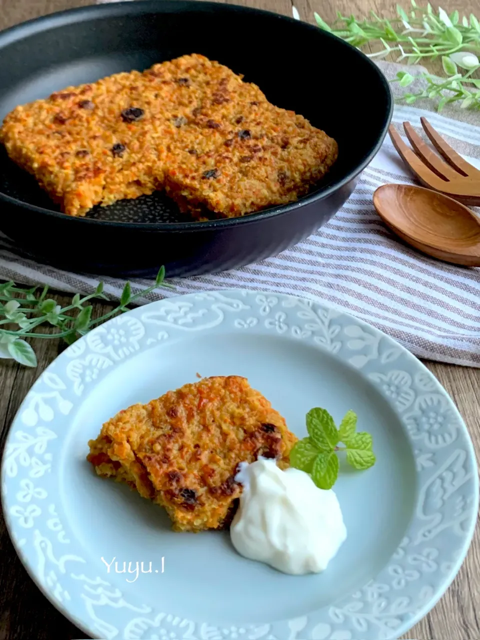 ゆーこどんさんの料理 オートミールのキャロットケーキ🥕|ゆーこどんさん