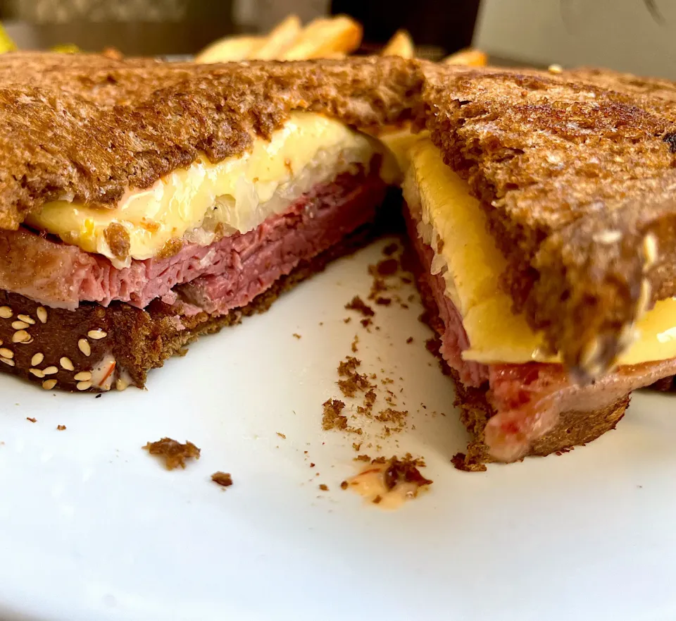 Reuben Sandwich|Laki Maikaʻiさん