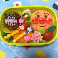 Snapdishの料理写真:アンパンマン　キャラ弁|ちぴまむさん