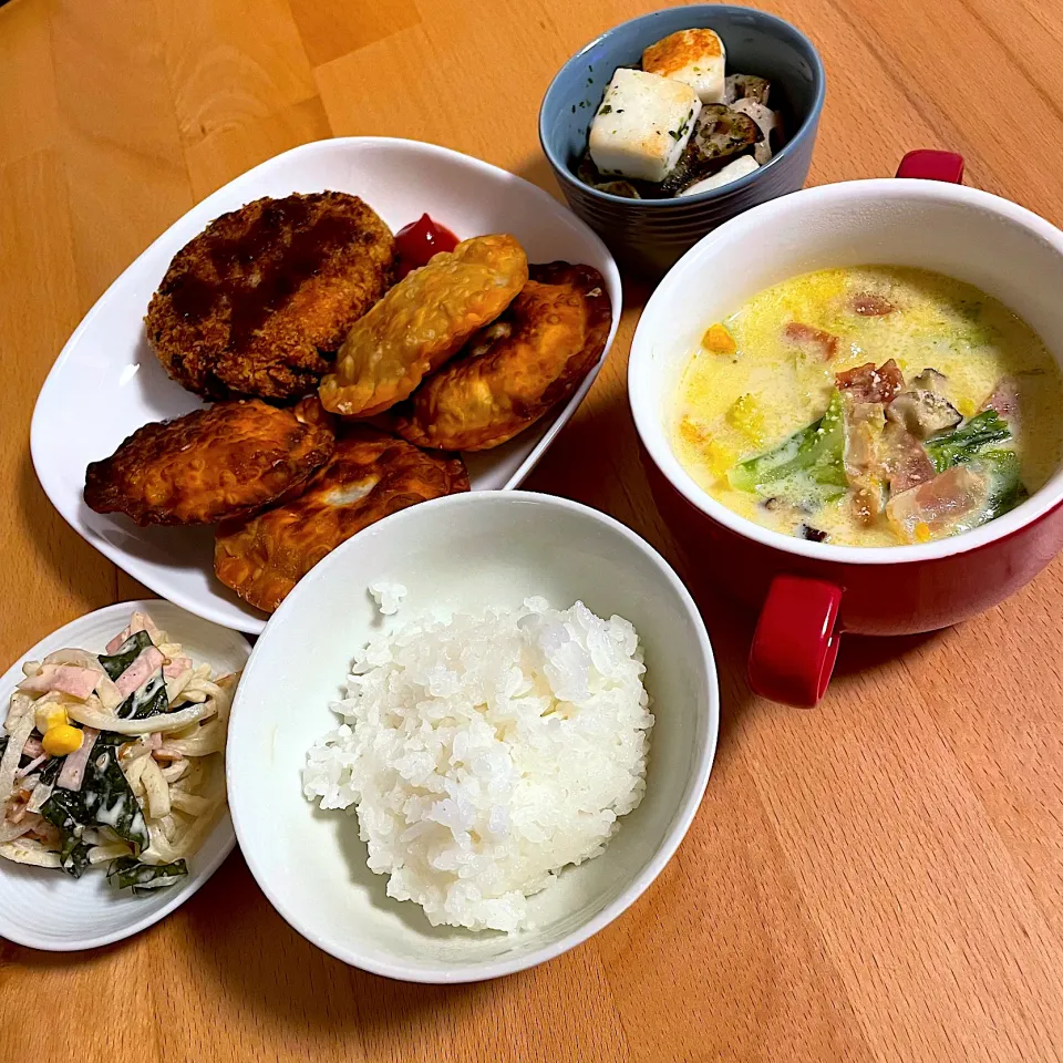 Snapdishの料理写真:餃子の皮の余りで🍽️|MACO⭐︎さん