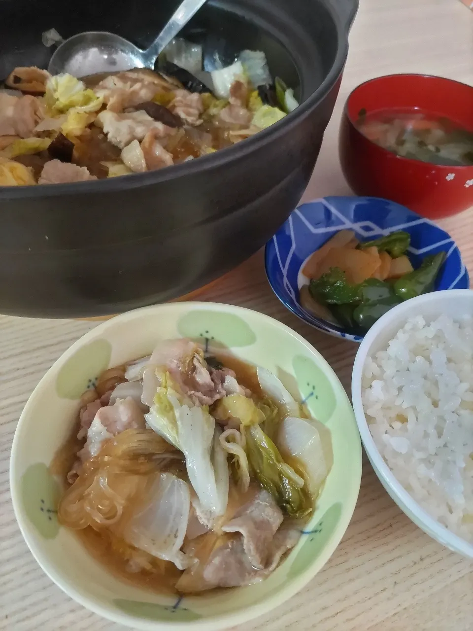 豚バラと白菜の土鍋蒸し
こんにゃくピーマン煮|ちゃいさん