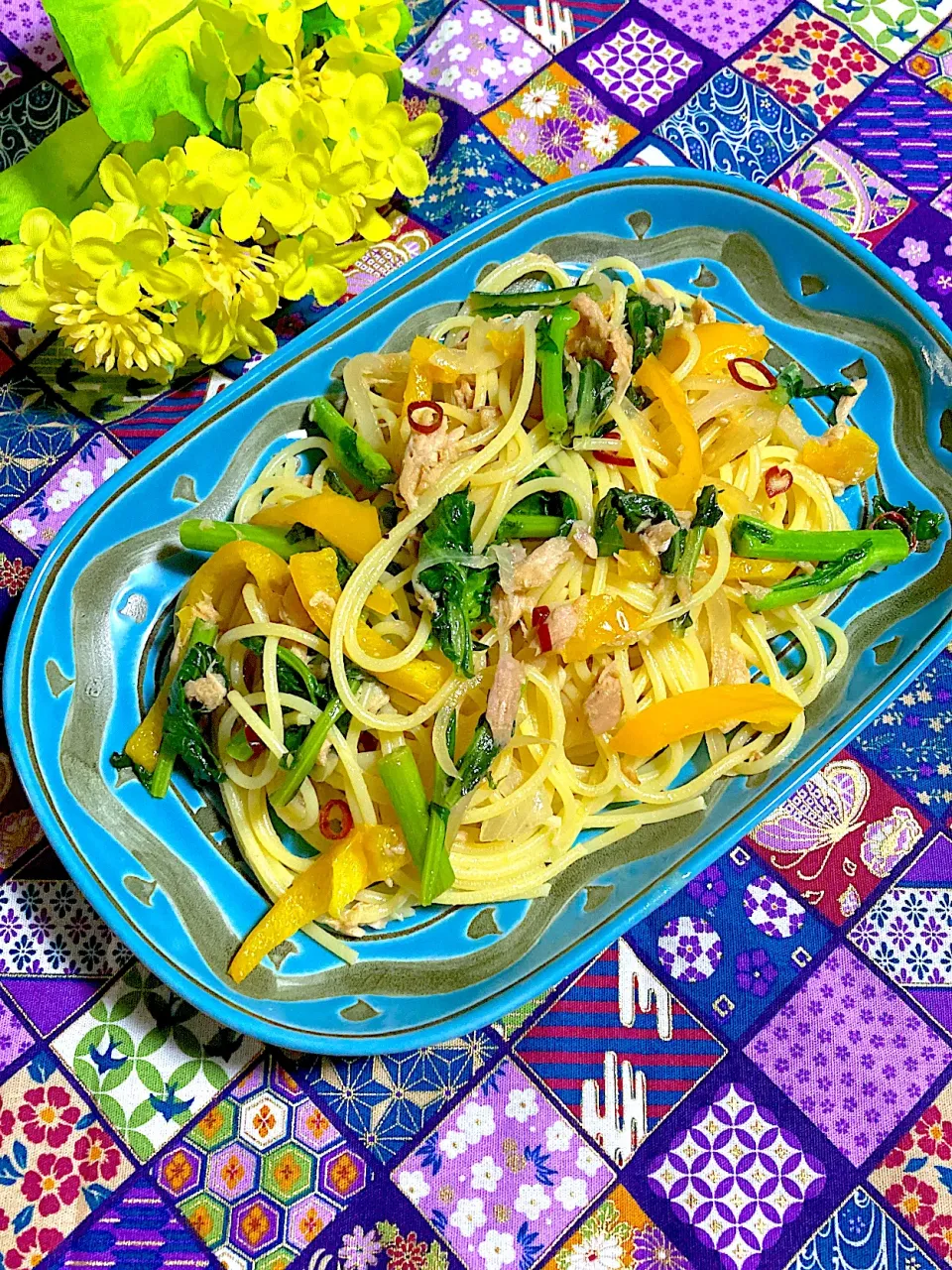 Snapdishの料理写真:菜の花とツナのパスタ🌼|ringonamaさん