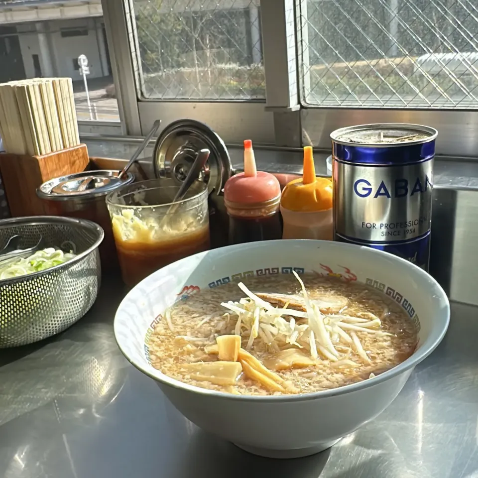 Snapdishの料理写真:ラーメン|Hajime Sakaiさん