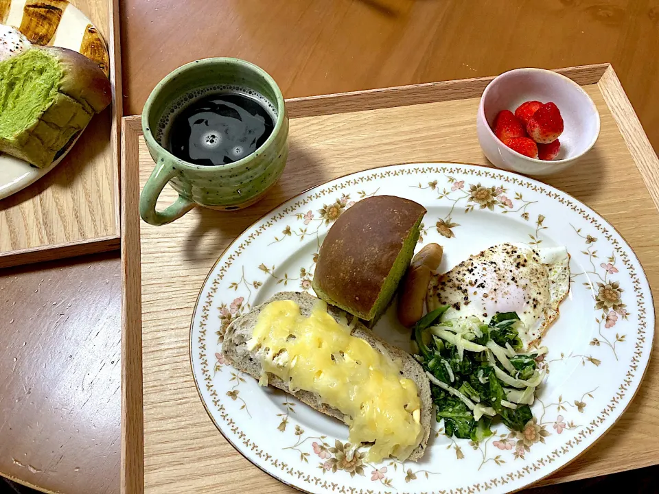 Snapdishの料理写真:朝ごはんプレート(∗❛ั௦❛ั∗)|さくたえさん