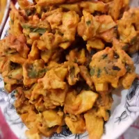 Snapdishの料理写真:pakore|Tehreem Fatimaさん