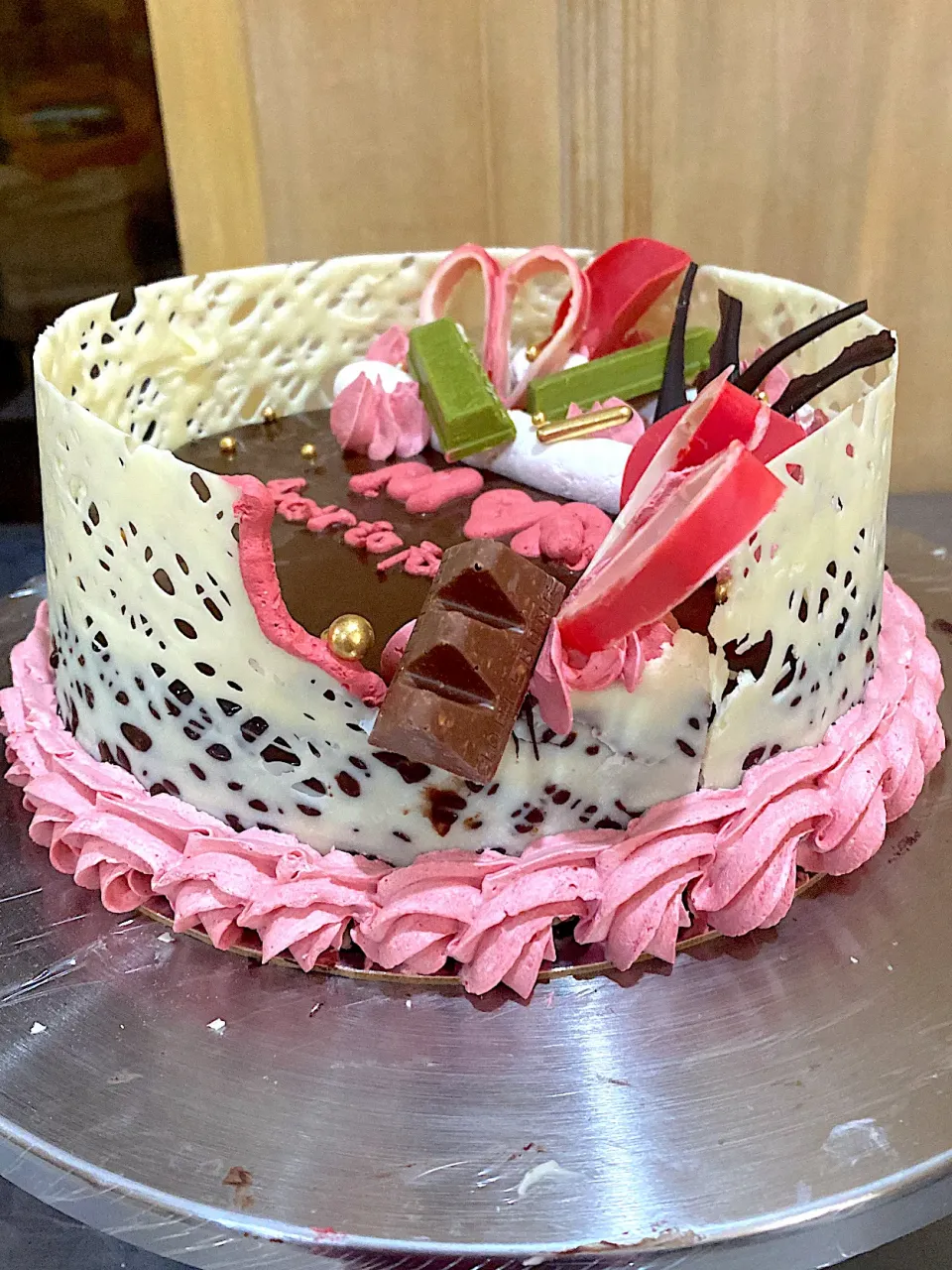 Snapdishの料理写真:Customized Chocolate Mousse Cake|Ysyliciousさん