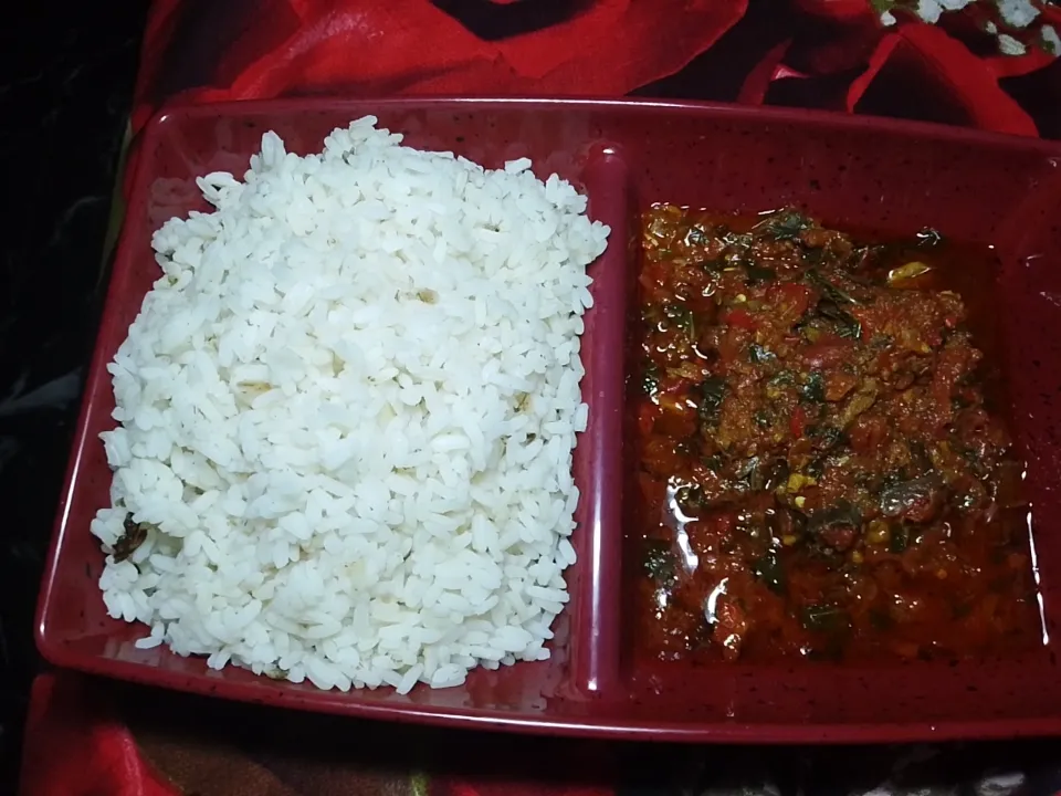 Snapdishの料理写真:Rice with peppery fish stew 🍲|D.dprettyさん